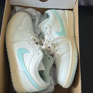 Jordan WMNS Air 1 Low - Sail and Gray